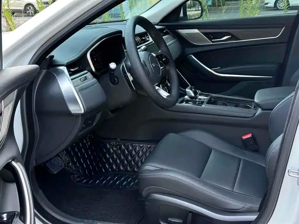 Jaguar XFL 2023 из CN, фото 2