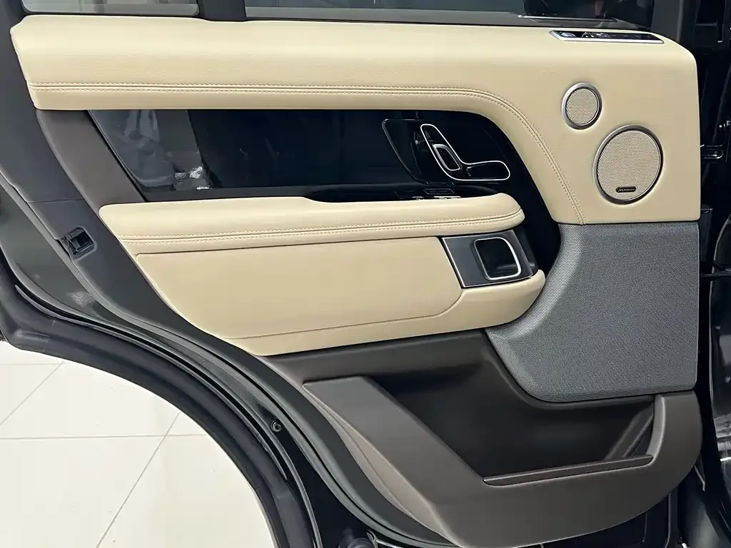 Land Rover Range Rover 2021 из CN, фото 7