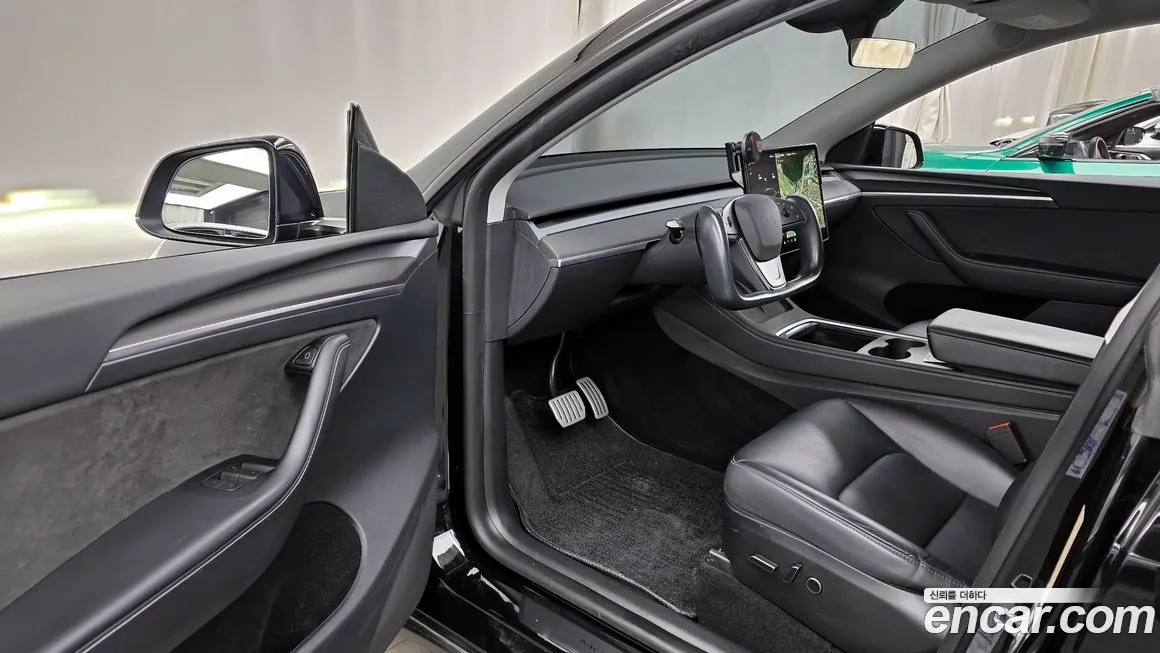 Tesla Model Y 2024 из KR, фото 9