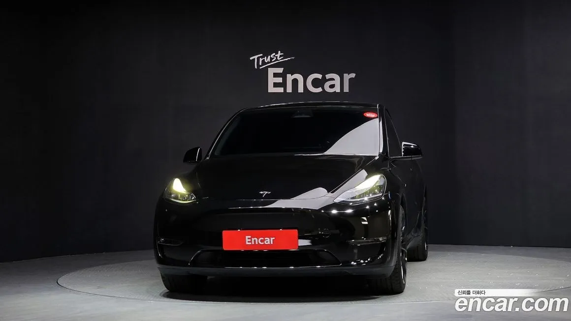 Tesla Model Y 2024 из KR, фото 2