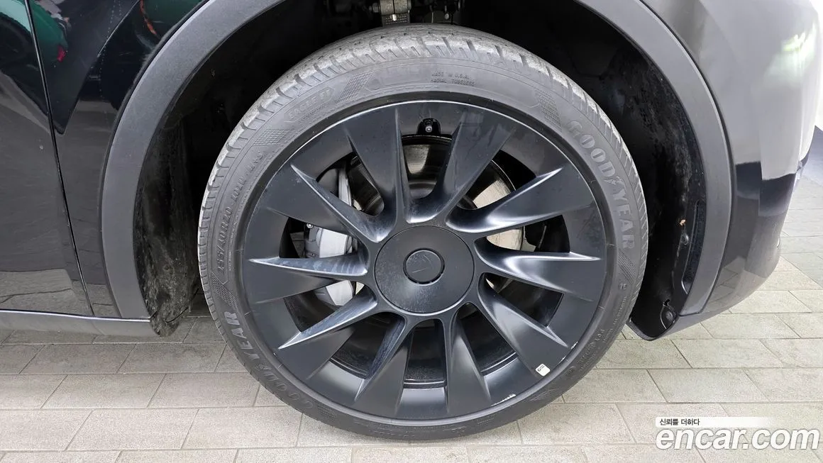 Tesla Model Y 2024 из KR, фото 5