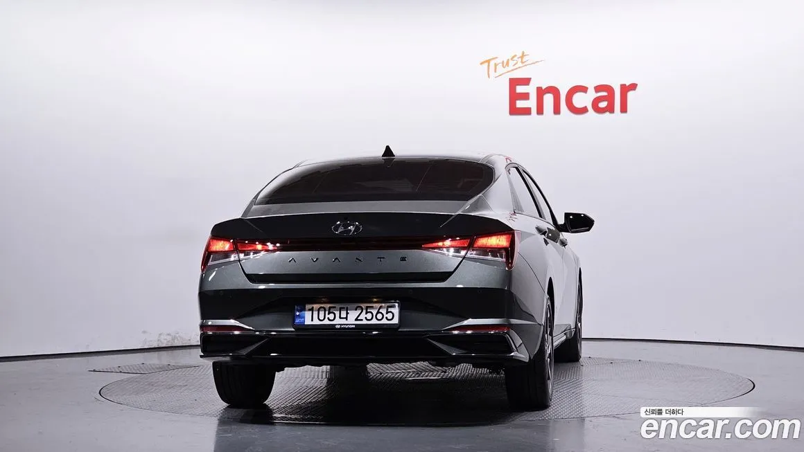 Hyundai AVANTE — фото 4