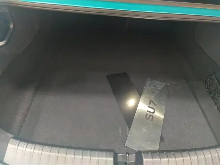 Xiaomi SU7 2025 из CN, фото 2