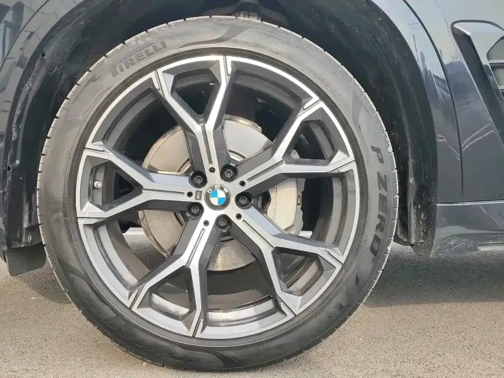 BMW X5 2024 из CN, фото 2