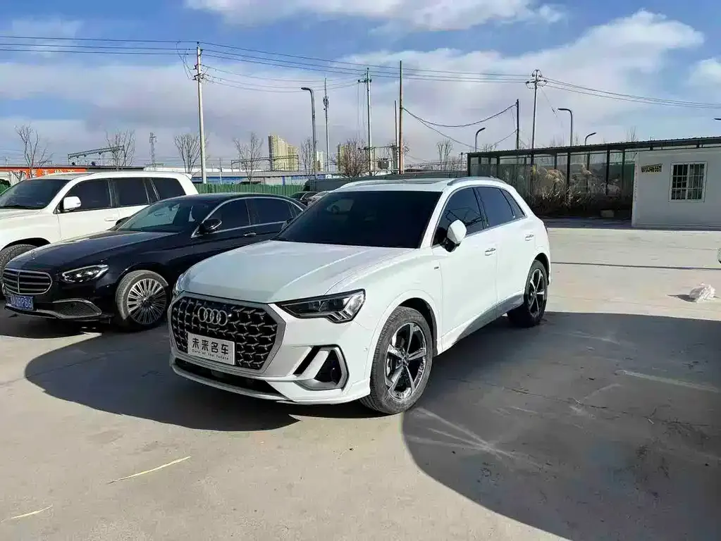Audi Q3 2025 из CN, фото 1