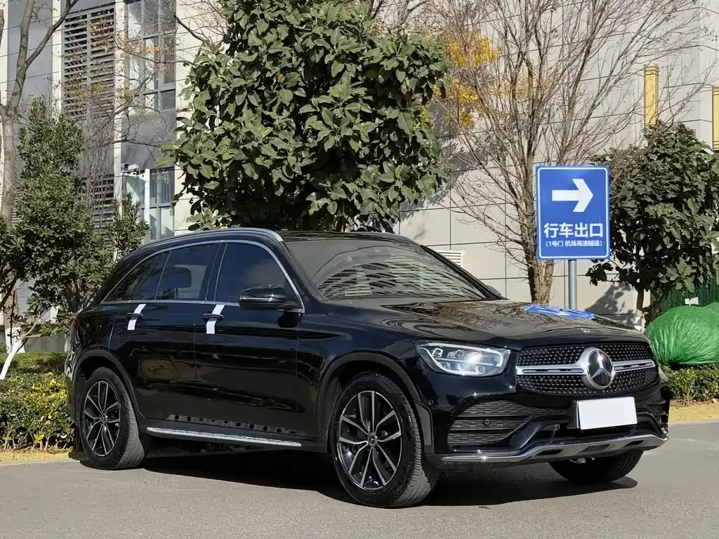 Mercedes-Benz GLC — фото 9
