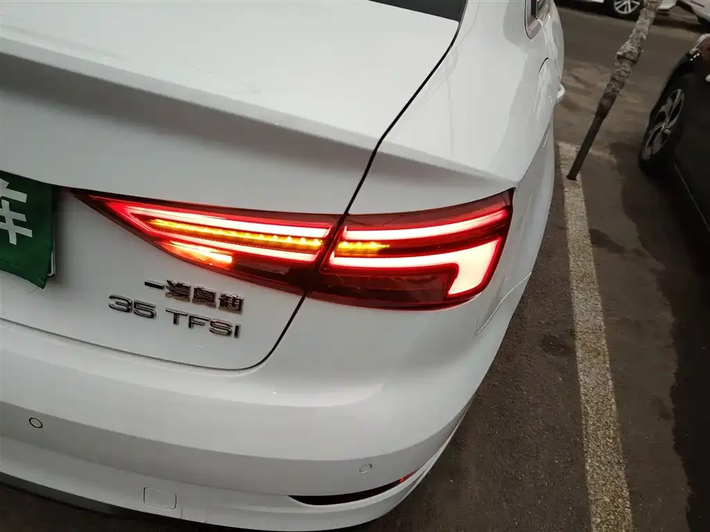 Audi A3 2021 из CN, фото 2