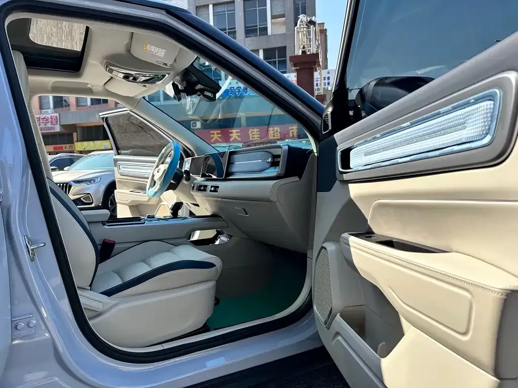 Geely Icon 2023 из CN, фото 2