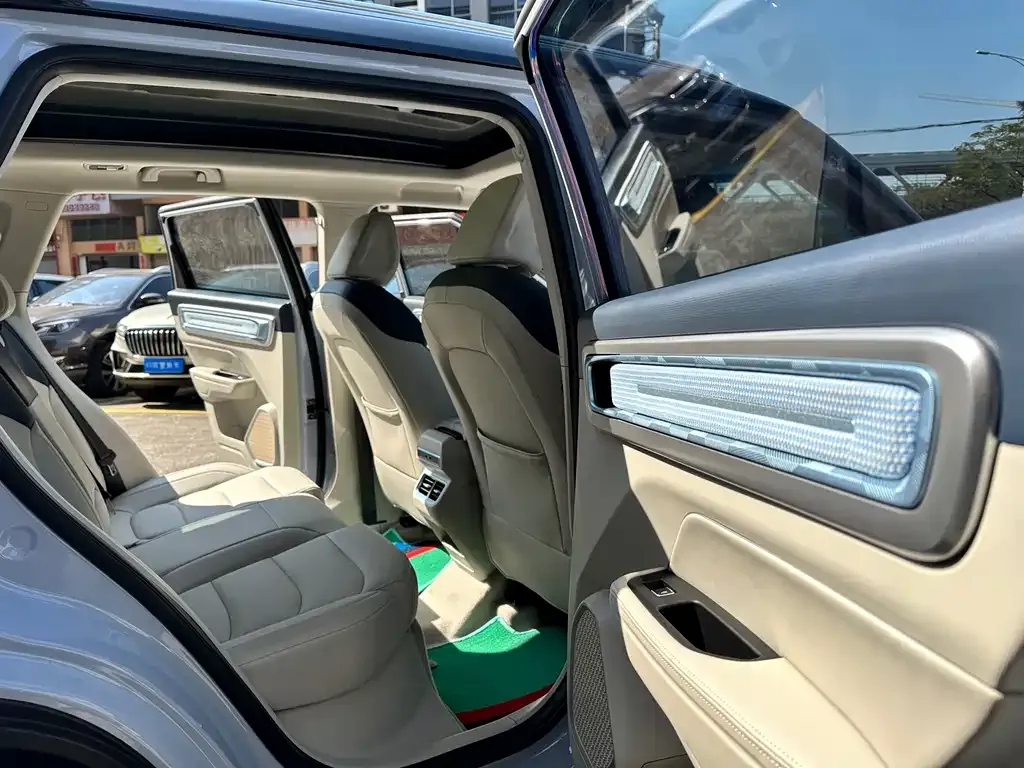 Geely Icon 2023 из CN, фото 7