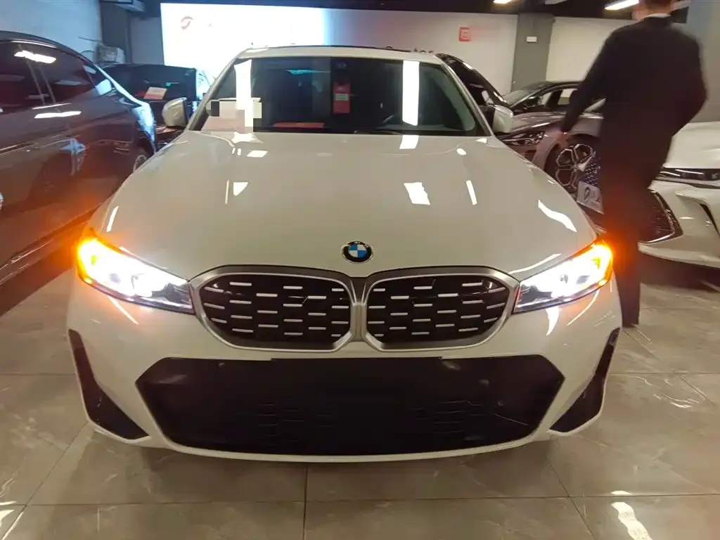 BMW 3 Series 2023 из CN, фото 9