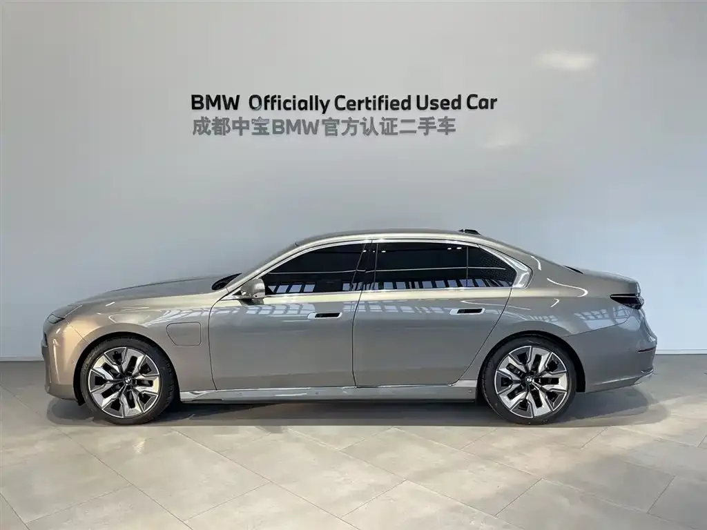 BMW i7 2024 из CN, фото 2