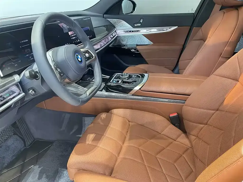 BMW i7 2024 из CN, фото 9
