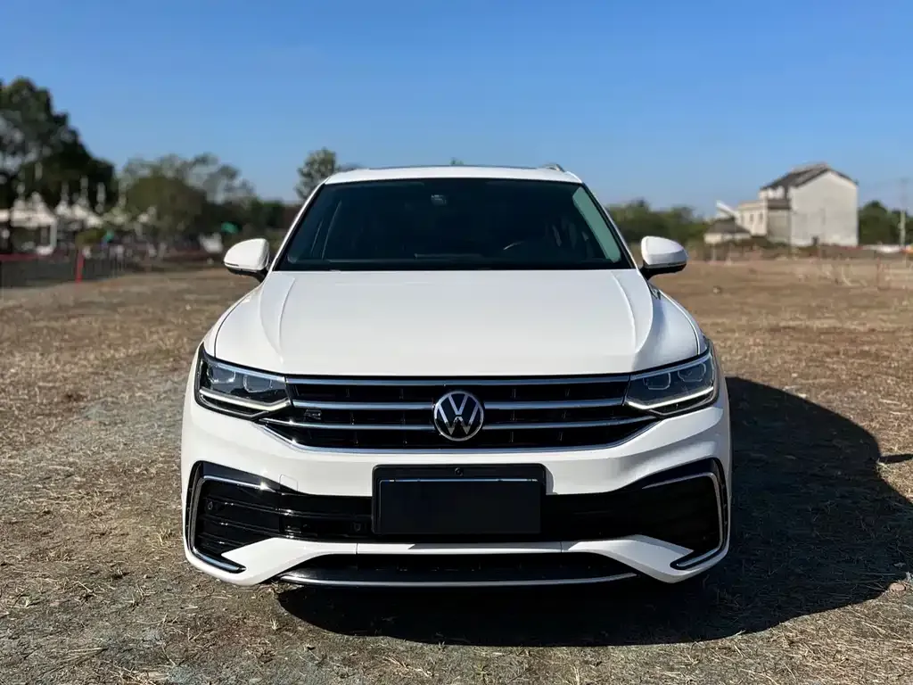 Volkswagen Tiguan L 2022 из CN, фото 5