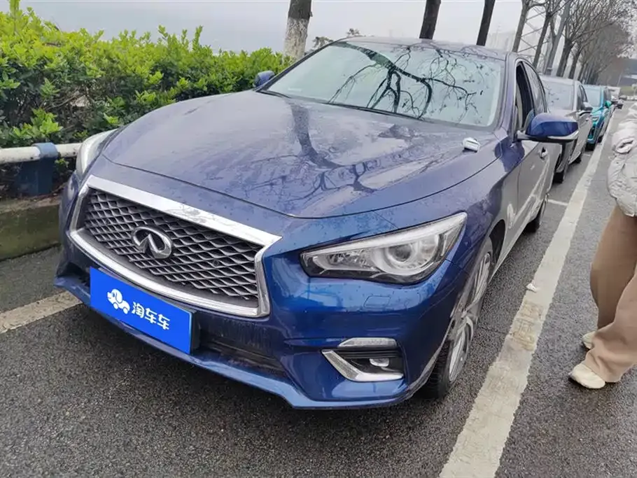 Infiniti Q50L 2023 из CN, фото 1