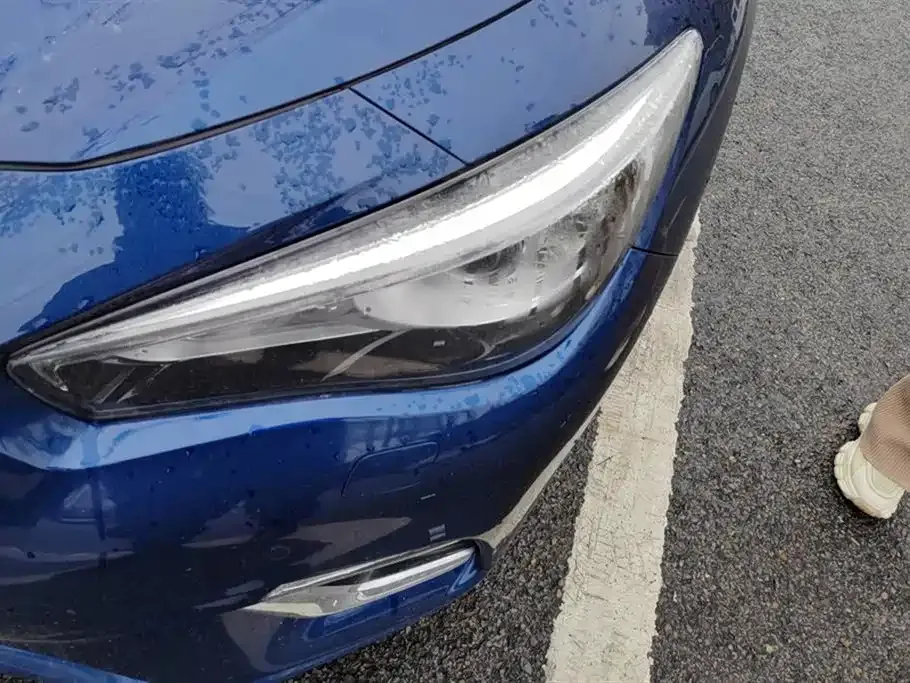 Infiniti Q50L 2023 из CN, фото 8