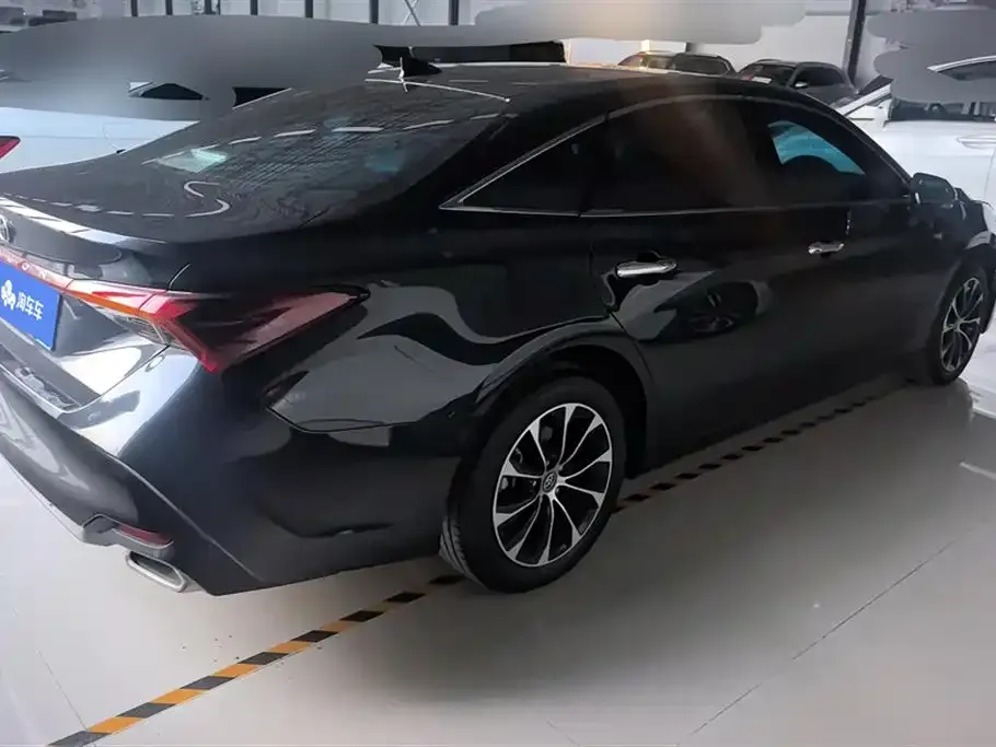 Toyota Avalon 2023 из CN, фото 3