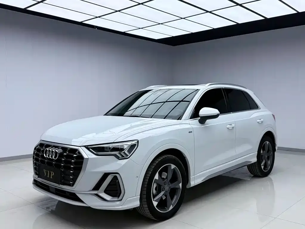 Audi Q3 2021 из CN, фото 1