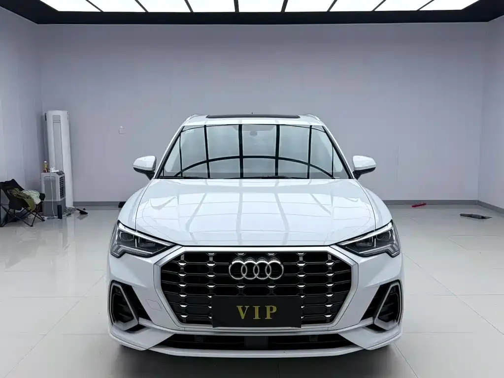 Audi Q3 2021 из CN, фото 2