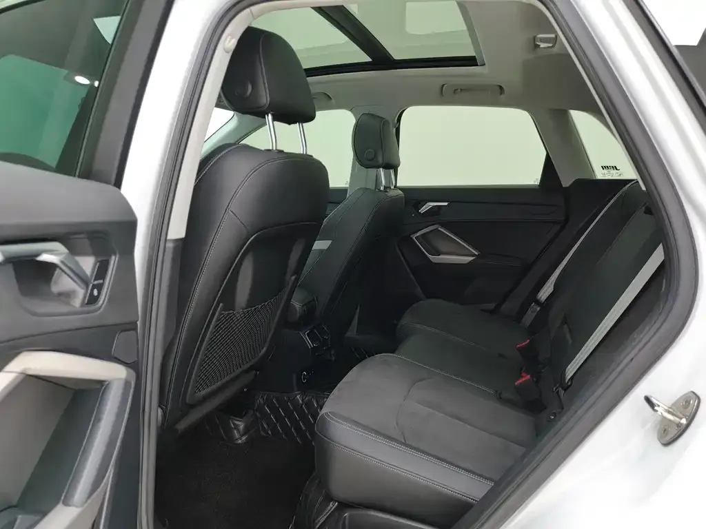 Audi Q3 2022 из CN, фото 5