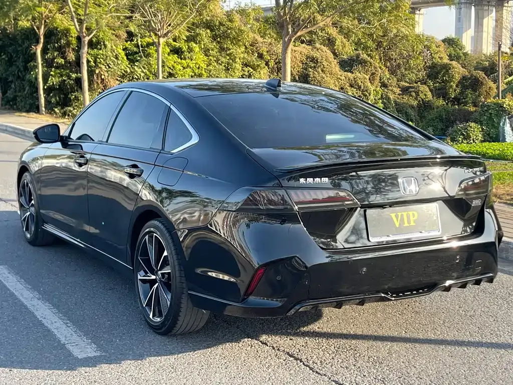 Honda Inspire — фото 10