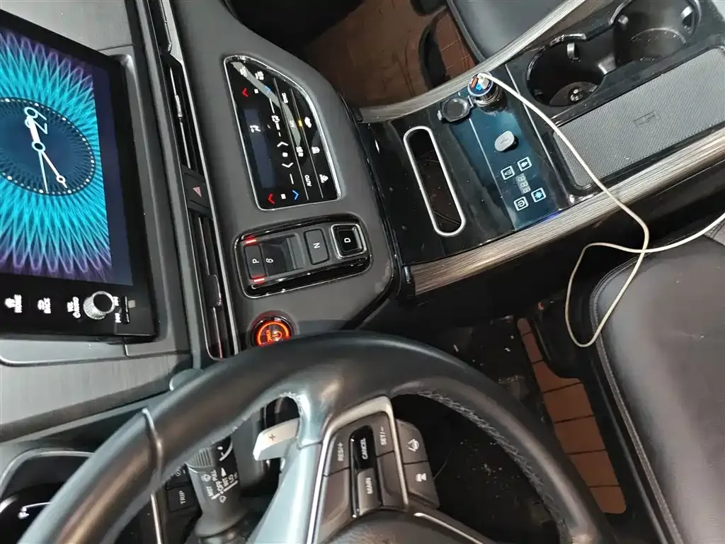 Honda Elysion 2023 из CN, фото 10