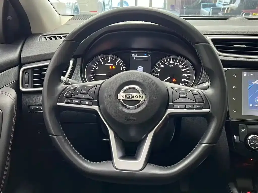 Nissan Qashqai — фото 10