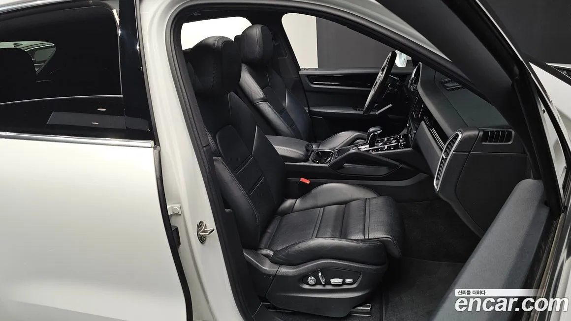 Porsche Cayenne 2021 из KR, фото 8