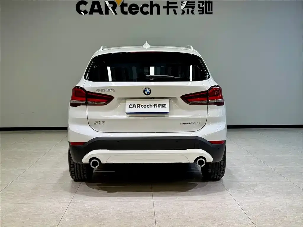 BMW X1 — фото 5