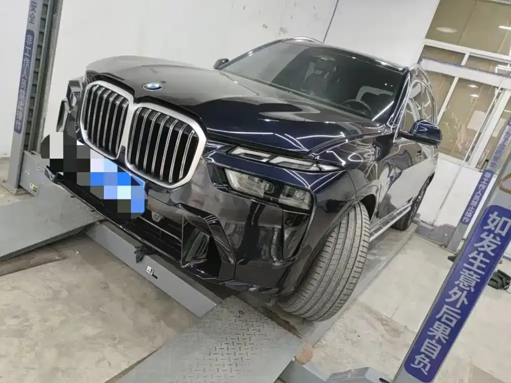 BMW X7 2025 из CN, фото 1