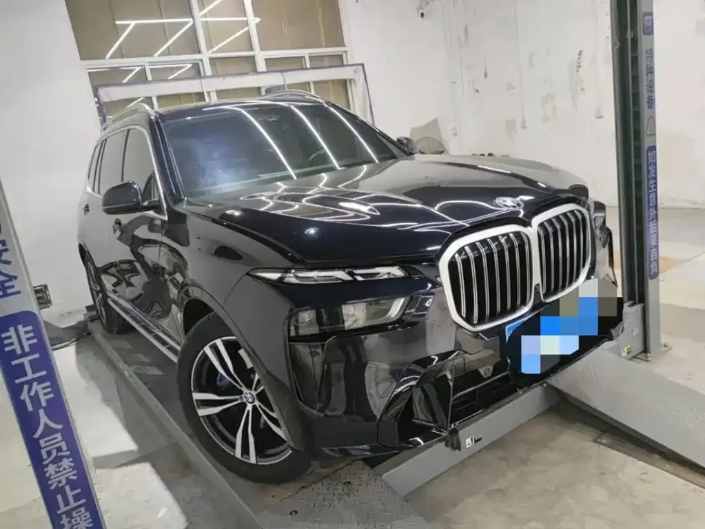 BMW X7 2025 из CN, фото 6