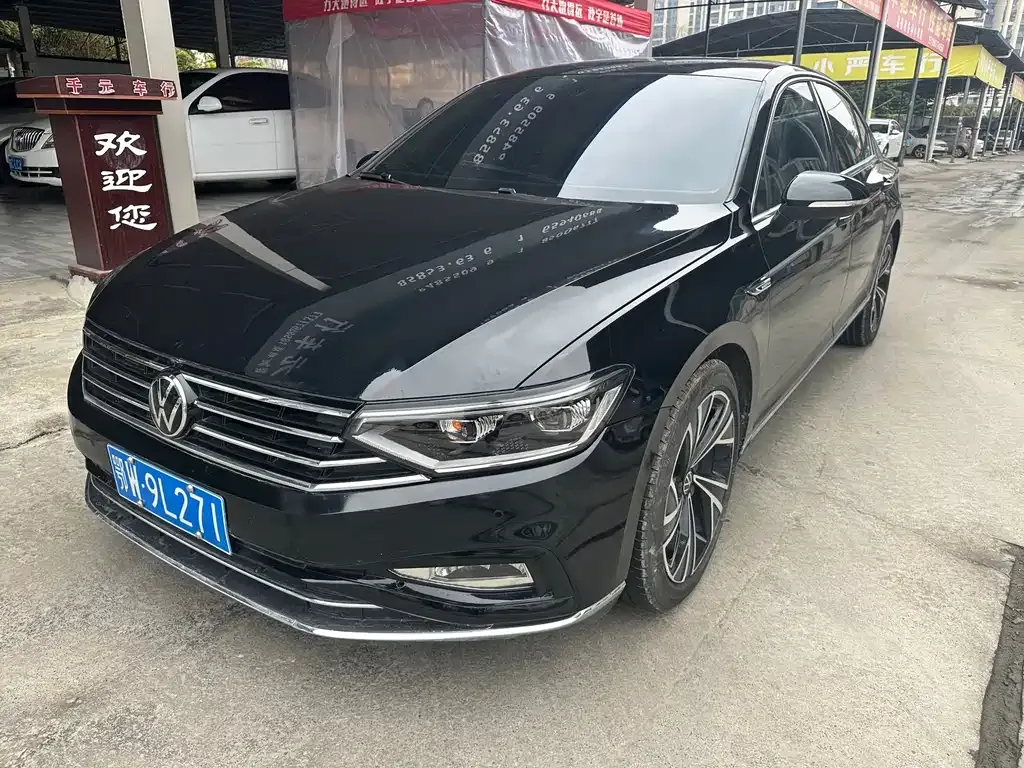 Volkswagen Magotan 2022 из CN, фото 1