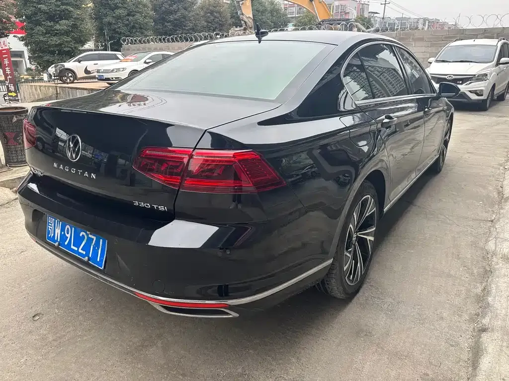 Volkswagen Magotan 2022 из CN, фото 9