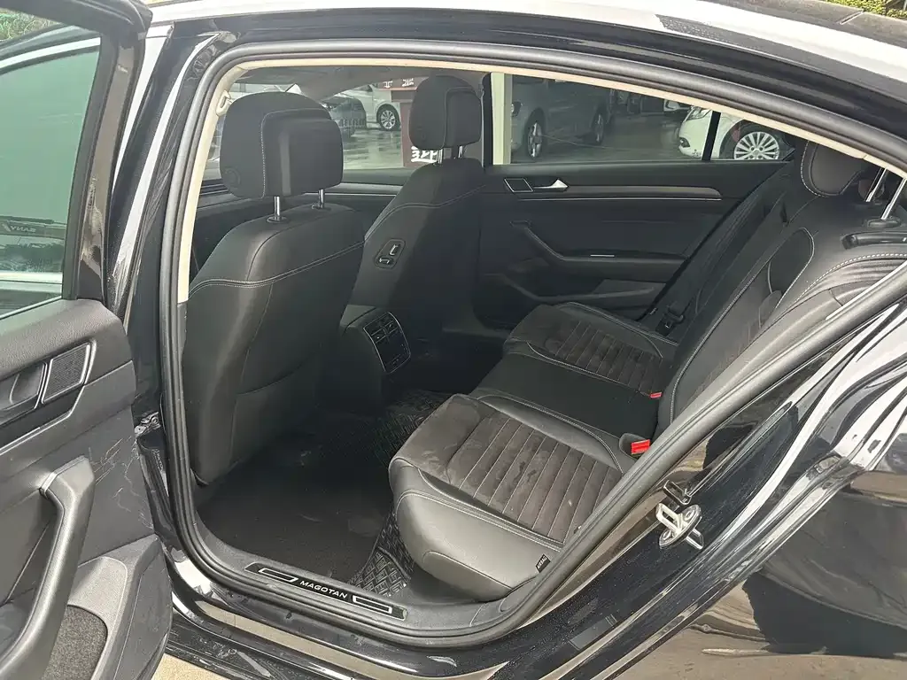Volkswagen Magotan 2022 из CN, фото 3