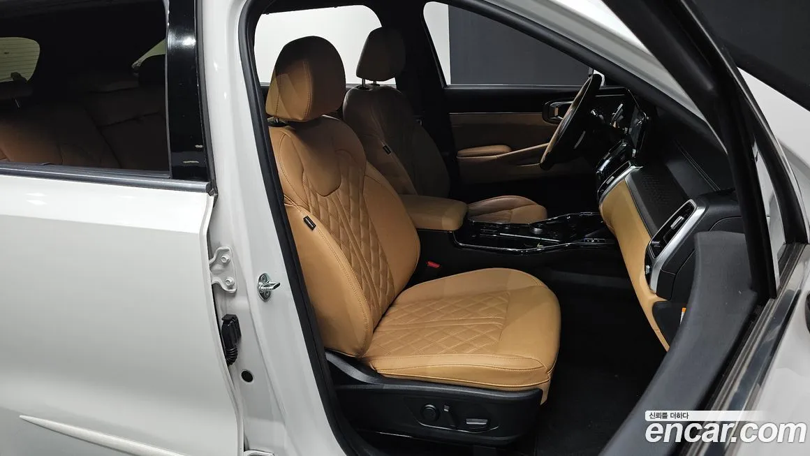 Kia Sorento — фото 5