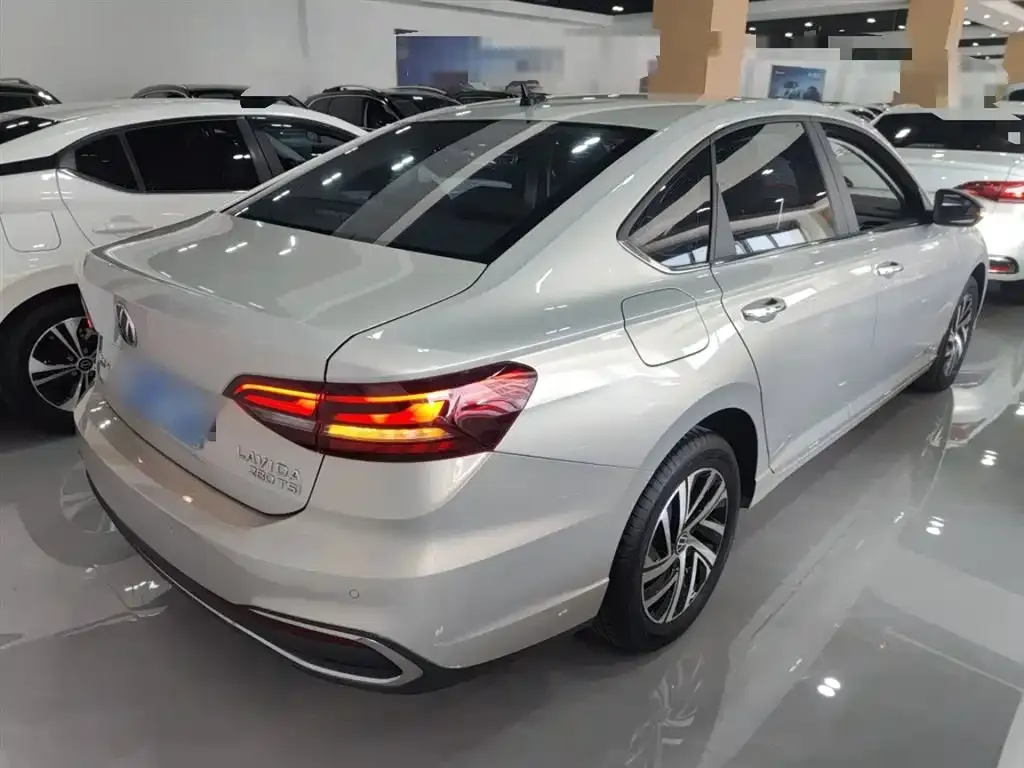 Volkswagen Lavida 2022 из CN, фото 9