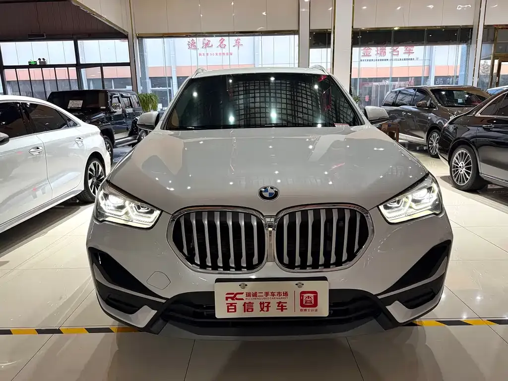 BMW X1 2021 из CN, фото 9