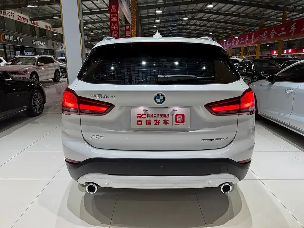BMW X1 2021 из CN, фото 8