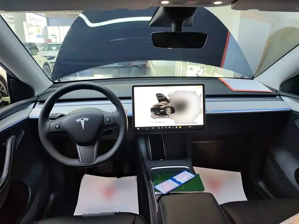 Tesla Model Y — фото 2