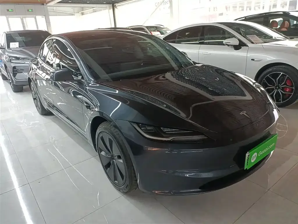 Tesla Model 3 — фото 6