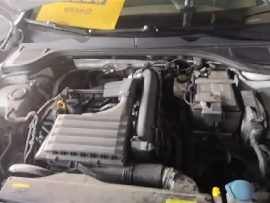 Volkswagen Golf 2023 из CN, фото 10