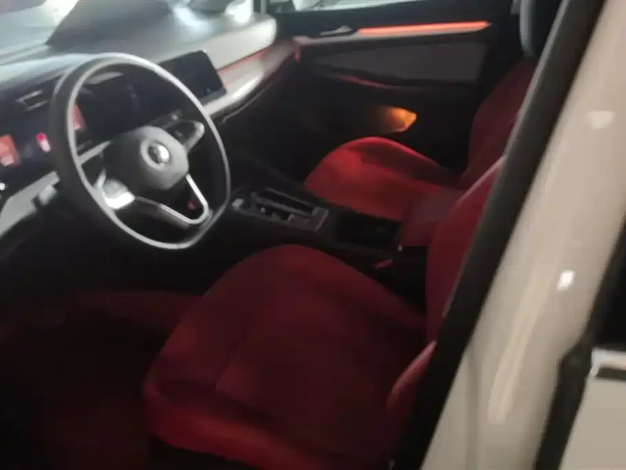 Volkswagen Golf 2023 из CN, фото 6