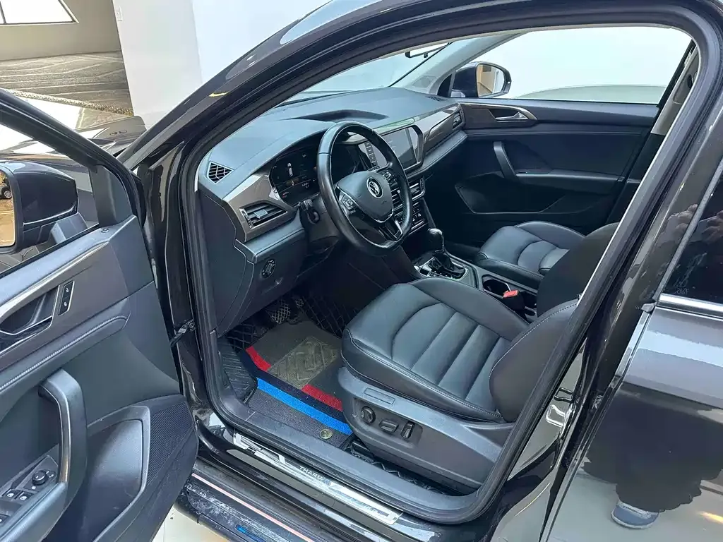 Volkswagen Tharu 2022 из CN, фото 8