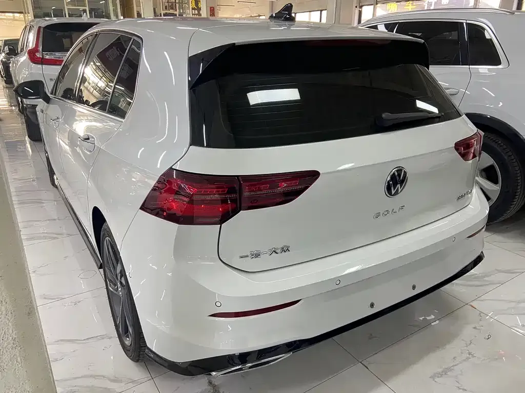 Volkswagen Golf 2021 из CN, фото 5
