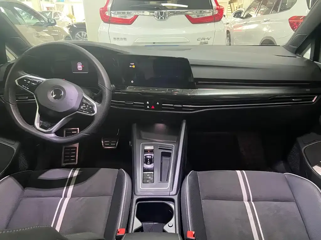 Volkswagen Golf 2021 из CN, фото 8