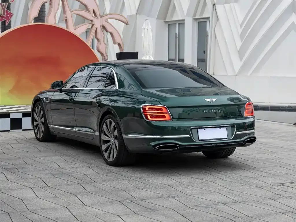 Bentley Flying Spur 2021 из CN, фото 8