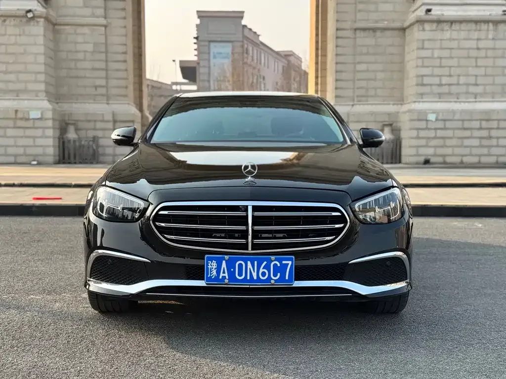 Mercedes-Benz E-Class 2023 из CN, фото 3