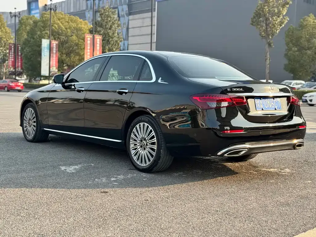 Mercedes-Benz E-Class 2023 из CN, фото 4
