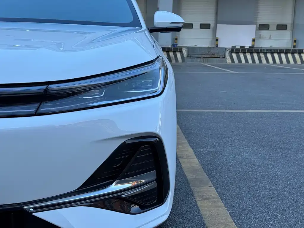 Geely 银河A7 2025 из CN, фото 4