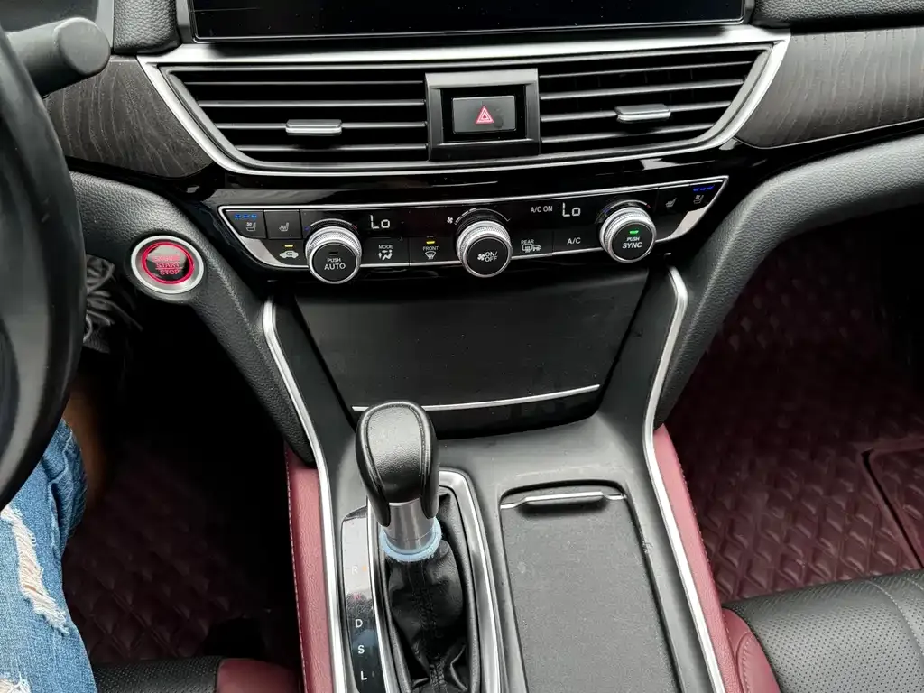 Honda Inspire — фото 10