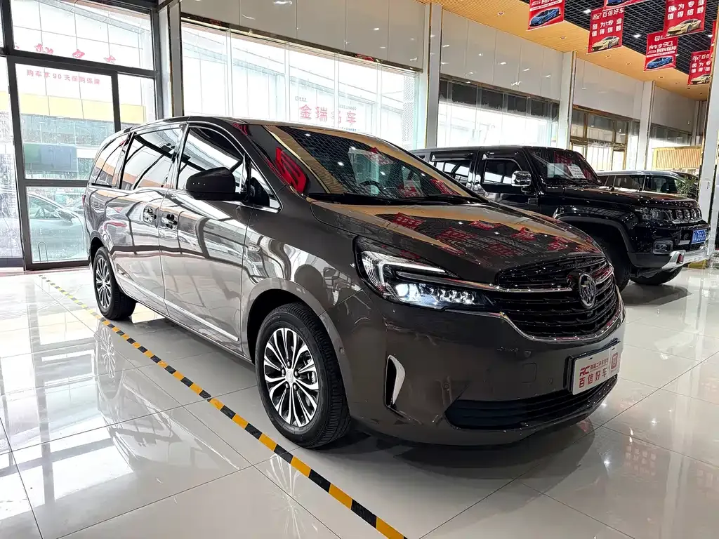 Buick GL8 2022 из CN, фото 1